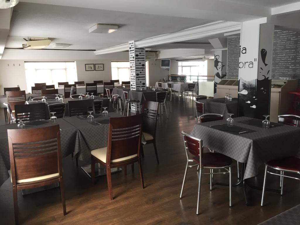 Pension Oasis Самора Екстер'єр фото
