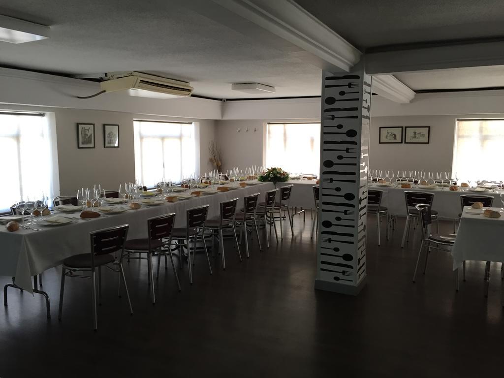 Pension Oasis Самора Екстер'єр фото